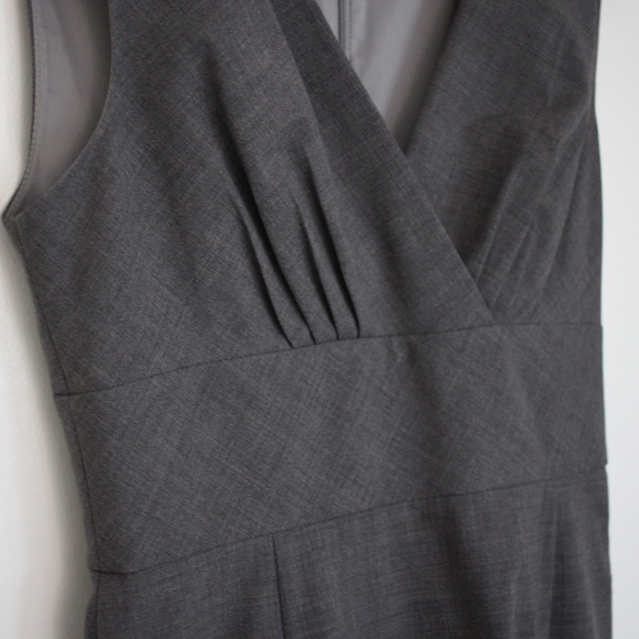 Banana Republic Grey Sleeveless Wool Dress - Picture 3 of 4